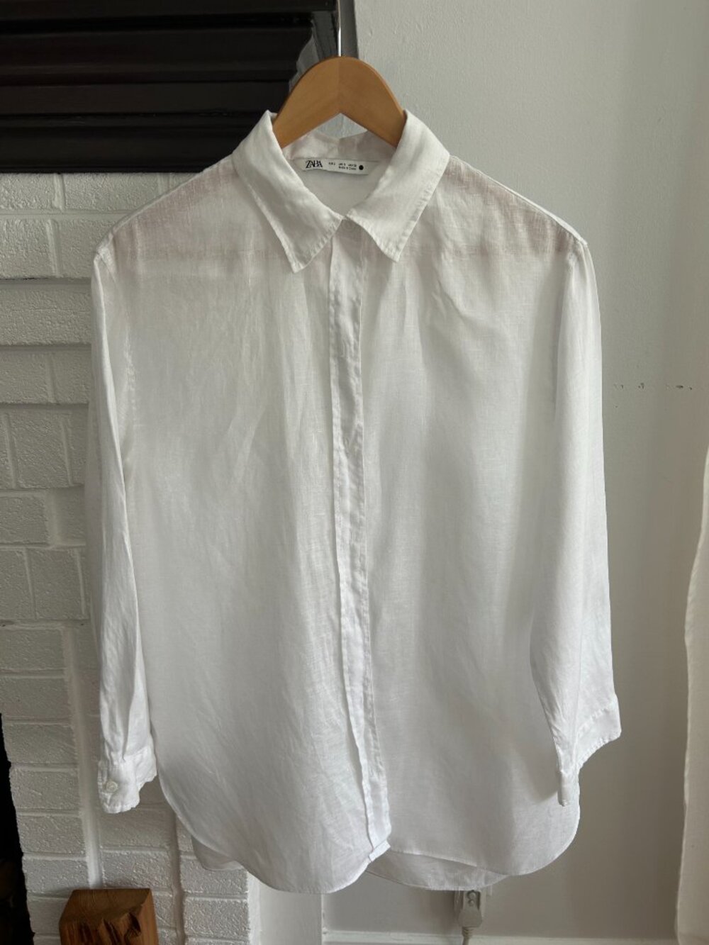Zara 100% Linen White Button Down Shirt size S (Oversize)